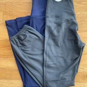 Aerie Gray and Blue Leggings